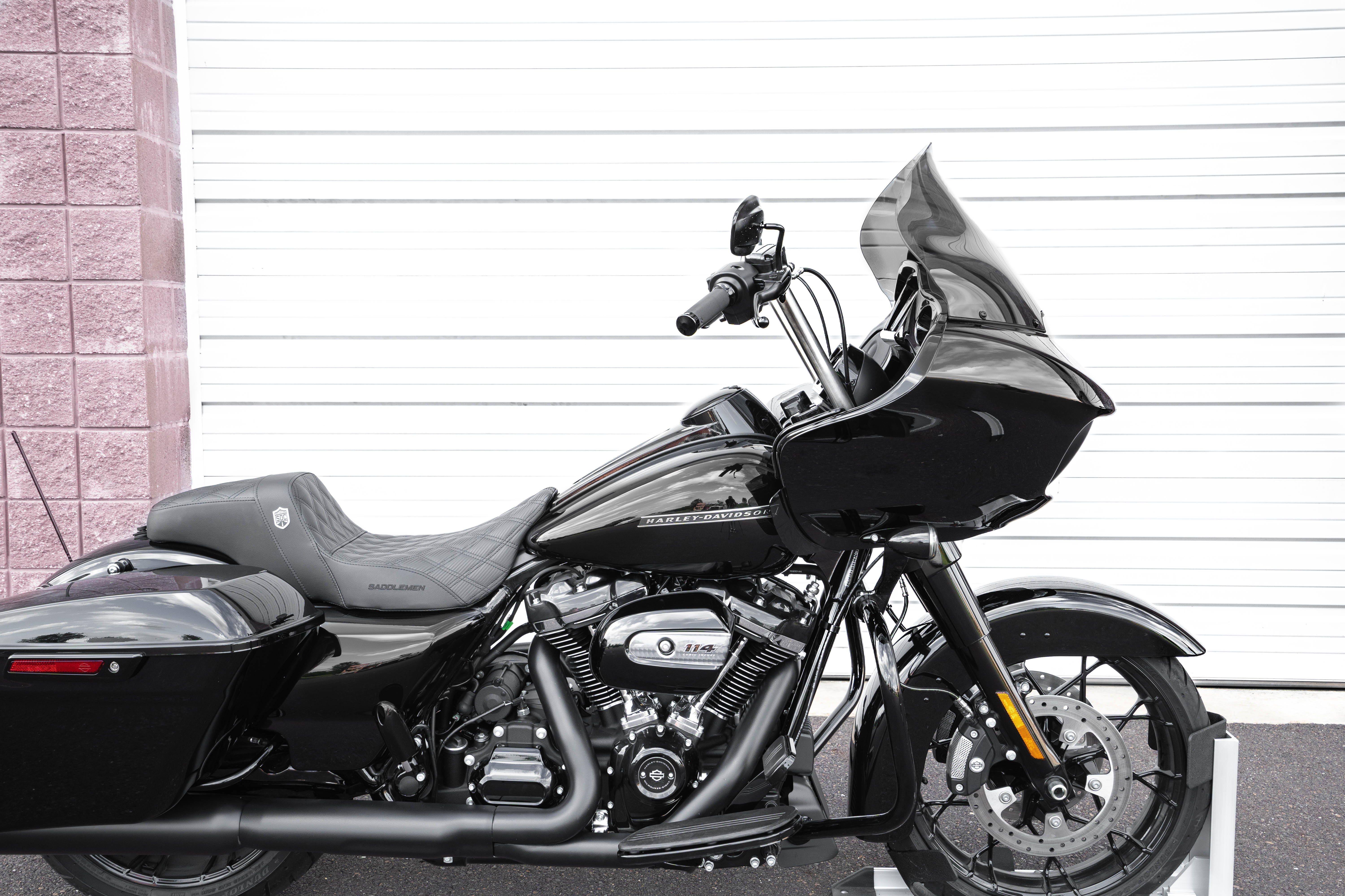 Klock Werks 15" Pro Touring Flare Windshield for 2015-2020 Harley Road Glide - Dark Smoke