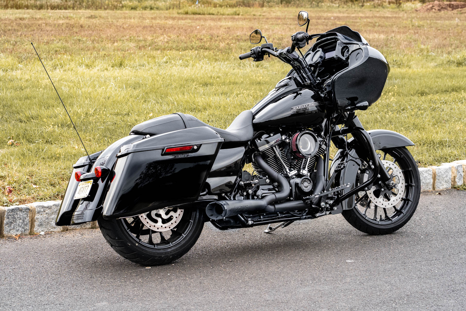 Two Brothers Racing Turnout Shorty 2-1 Exhaust - 2019 Road Glide
